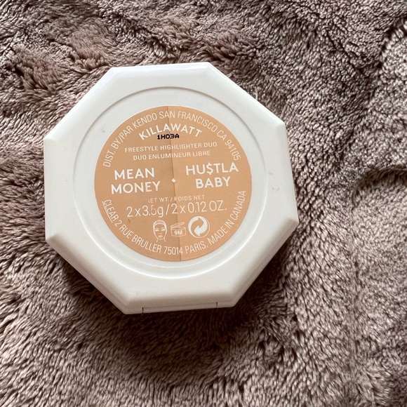 Fenty Beauty Highlight - Picture 3 of 3